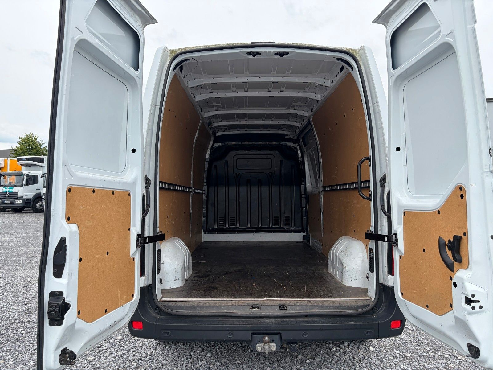 Fahrzeugabbildung Renault Master III Kasten L3H2 3,5 Komfort CDI