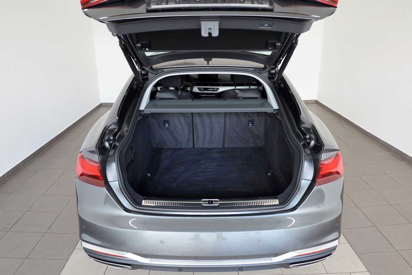 Fahrzeugabbildung Audi A5 Sportback 35 TFSI S line, Navi,LED,SH,Kamera