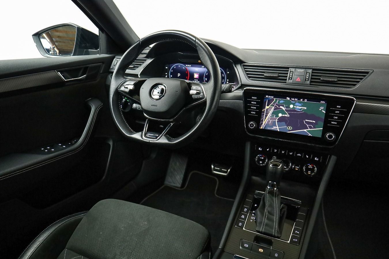 Skoda Superb - Bild 13