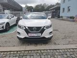 Nissan QASHQAI Tekna 1.3DIG-T MT Panorama 8-fach bereif - Nissan Gebrauchtwagen in München