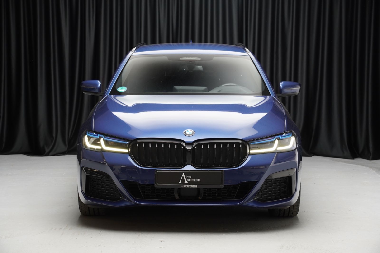 BMW 530e xD M-Sport*LaserShadow*AHK*HiFi*DrivingProf imagem 2