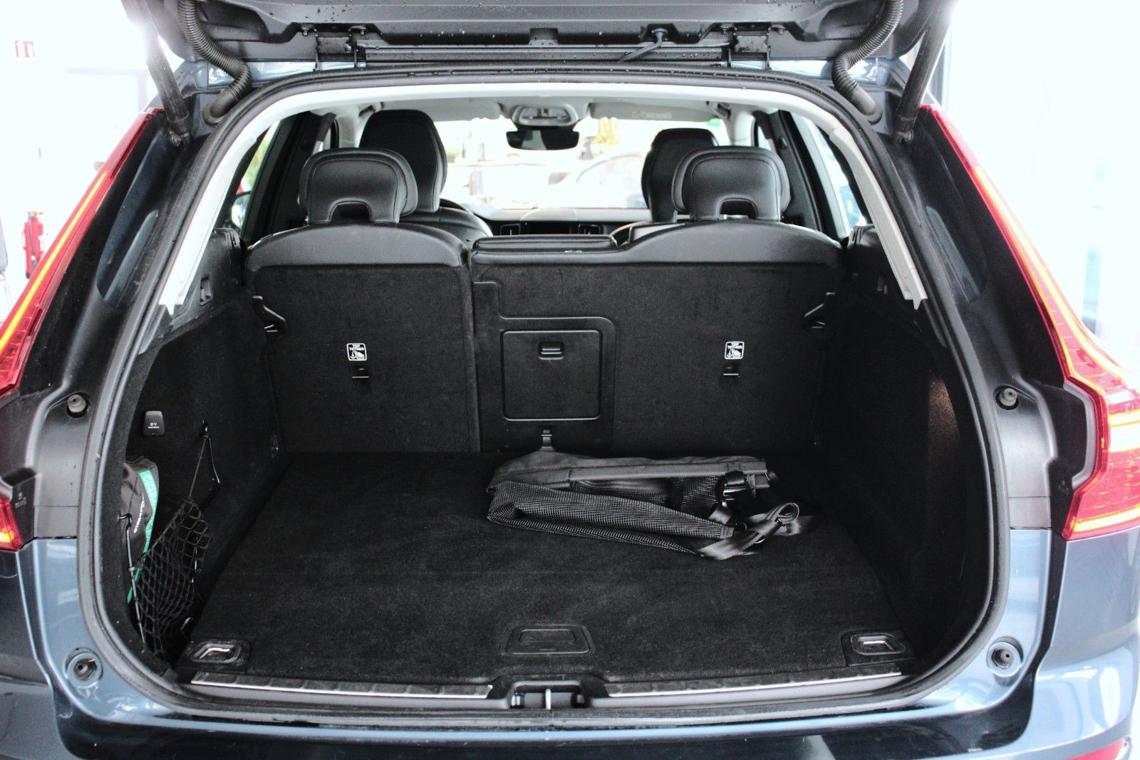 Volvo XC60 T6 AWD PI-Hybrid Plus Dark *LED*StHz*KAM foto 21