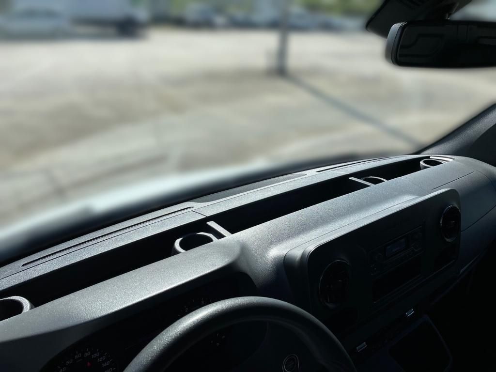 Fahrzeugabbildung Mercedes-Benz Sprinter 315 KA L2H1 RFK, Klima, Auftritt, SHZ