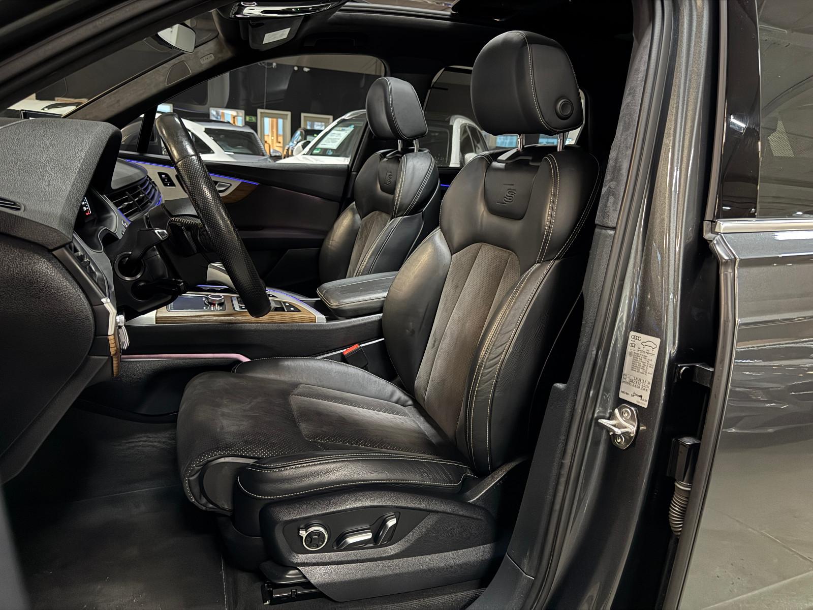 Audi Q7 3.0 TDI QUATTRO 3X S-LINE VOLLAUSTATTUNG 21´