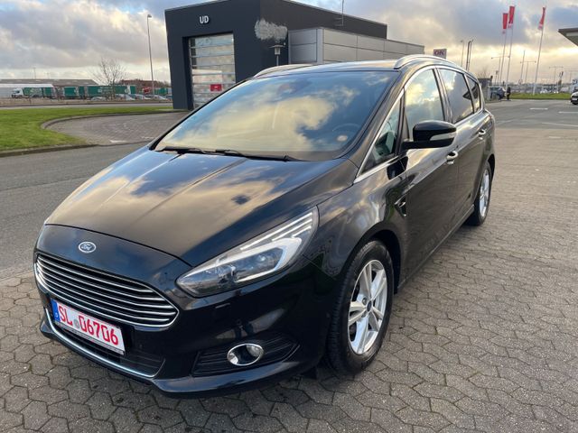 Ford S-Max S-MAX Titanium