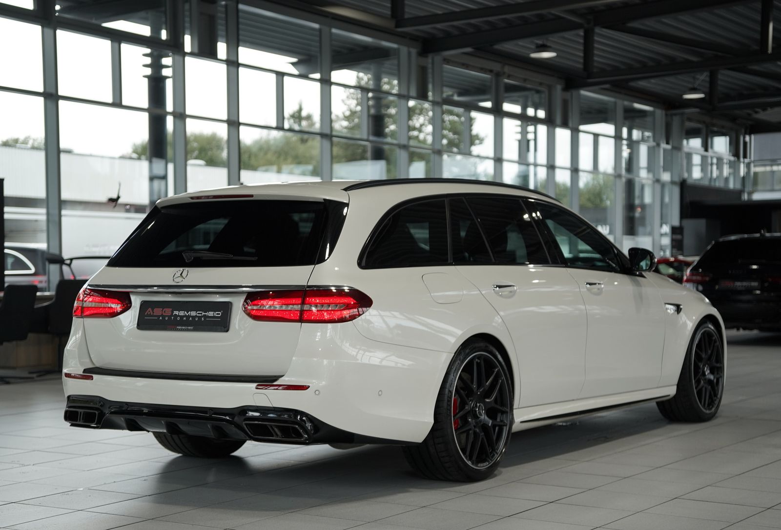 Mercedes Benz E 63 Amg