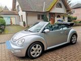 Volkswagen New Beetle 1.6 Cabriolet/Klimaanlage - Volkswagen New Beetle in Duisburg