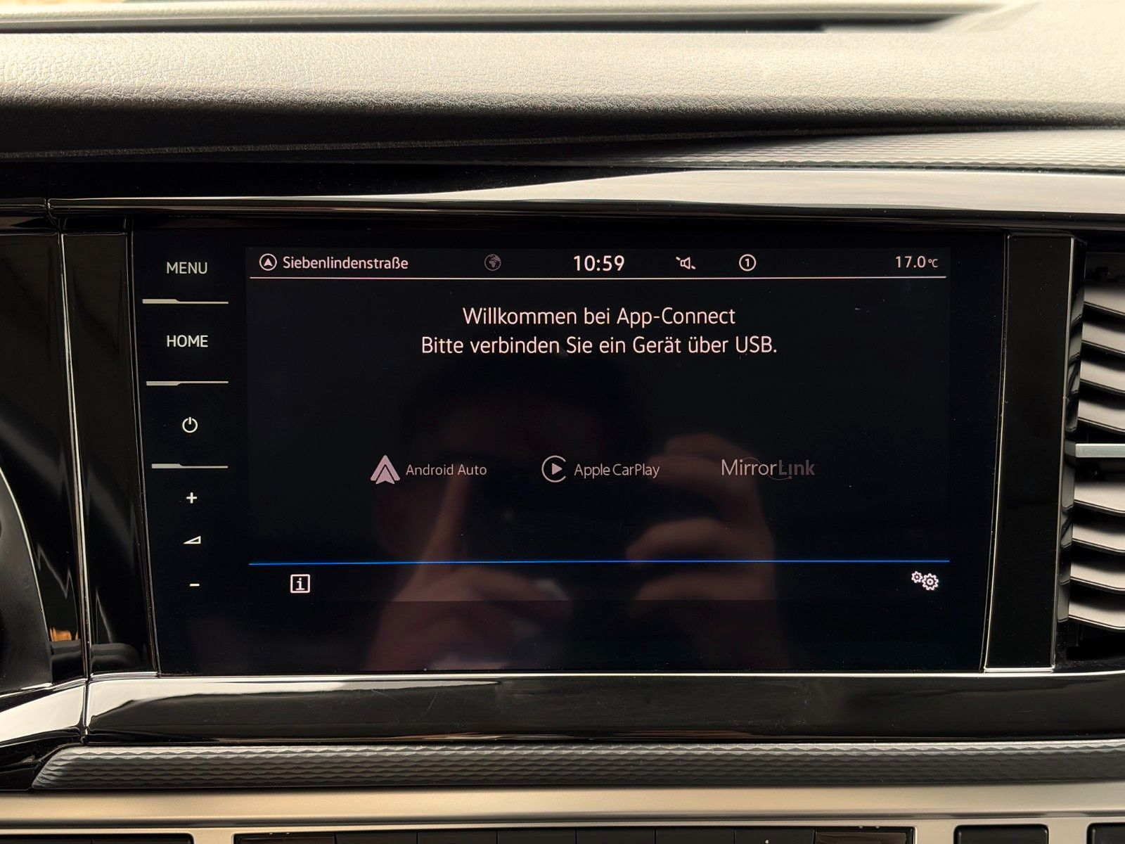 Fahrzeugabbildung Volkswagen T6.1 California Ocean 2.0 TDI Hub Küche Markise