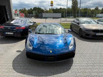 صورة 4 لـ 2016 Ferrari 488 GTB
