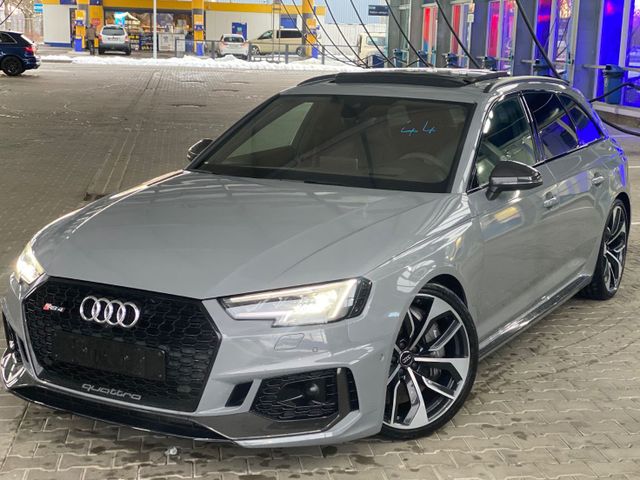 Audi RS4 RS 4 Avant 2.9 TFSI quattro