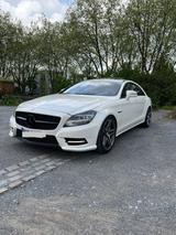Mercedes-Benz Mercedes CLS 500 AMG Paket ab Werk Deutsch... - Mercedes-Benz CLS 500 in Duisburg