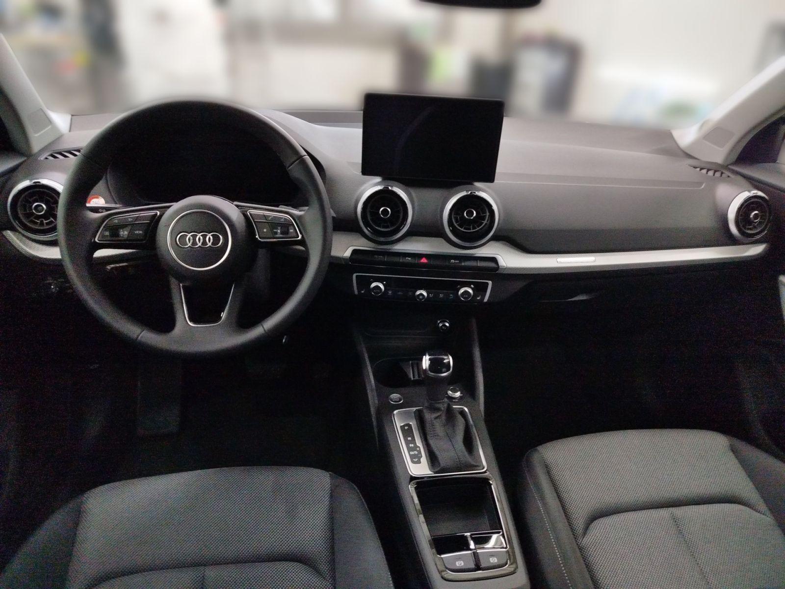 Audi Q2 35 TFSI advanced S tronic LED APP KAMERA