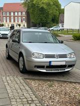 Volkswagen Golf 4 1.6 16V Sportlicher Look - : Kleinwagen, Sportliche