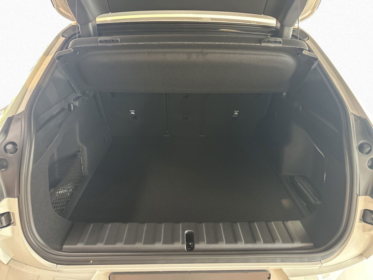 BMW iX2 - Bild 17