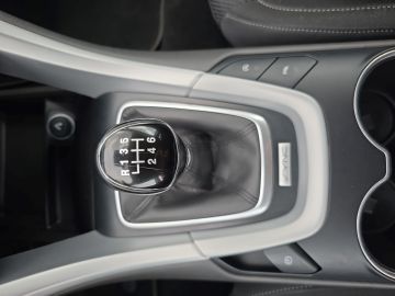 Bild 15 Ford Mondeo Turnier Business Edition 1.5 Navi Apple C
