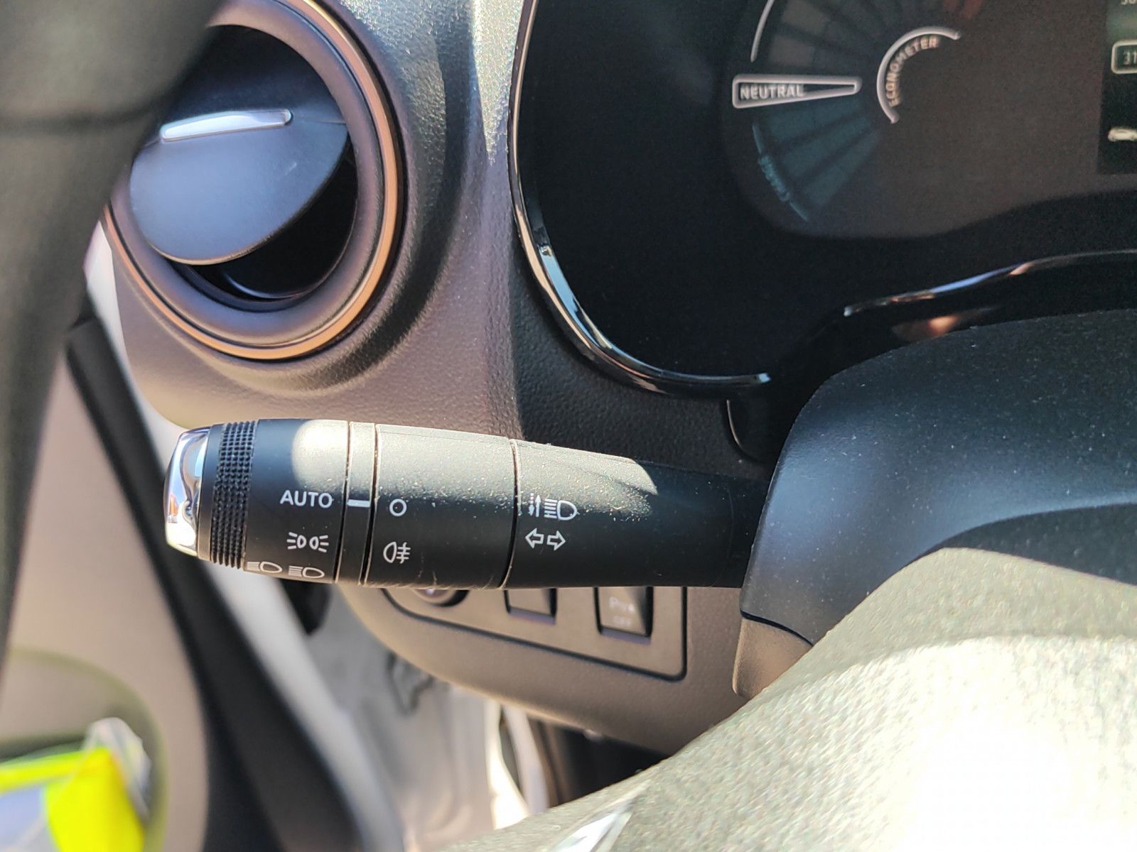 Fahrzeugabbildung Dacia Spring Electric Extreme/1.Hand/Navi/Klima