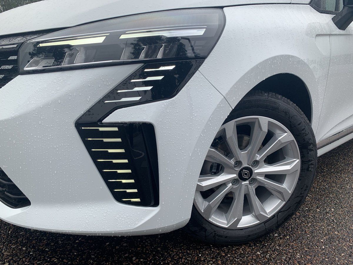 Renault Clio - Bild 24