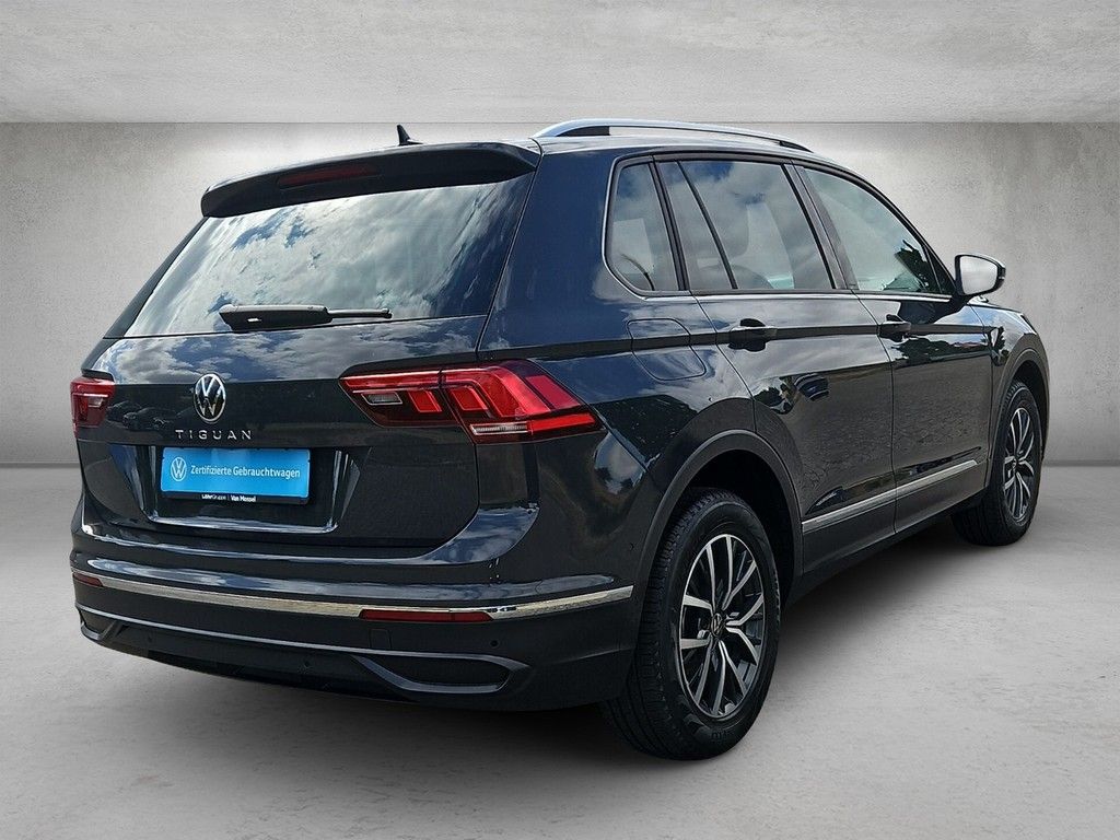 Volkswagen Tiguan 1.5 TSI DSG Life Navi APP foto 3