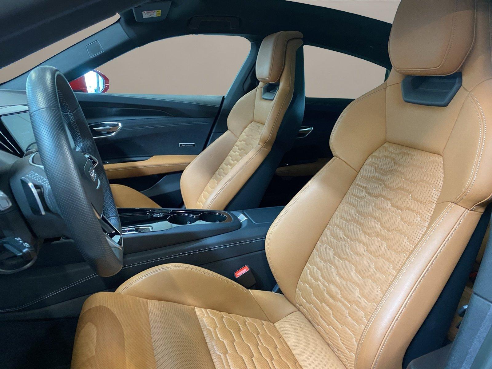 Audi e-tron GT quattro ACC AUT Kam. Leder Navi Pano