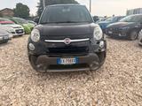 Fiat 500L 1.3 Multijet 85 CV Trekking - schwarze Fiat 500L Trekking