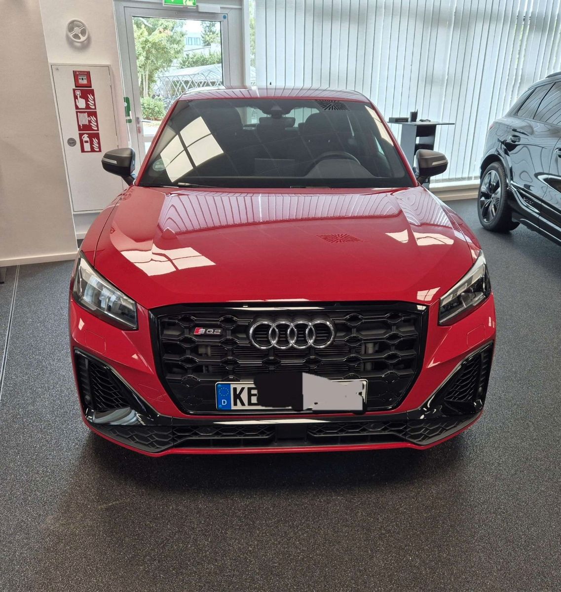 AUDI SQ2 TFSI S tronic quattro sport SQ2