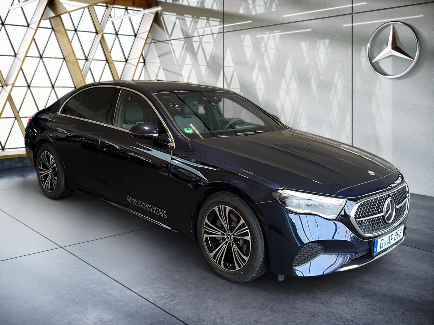 Mercedes-Benz E 200 4MATIC Limousine EDITION Avantgarde 360KAM foto 15