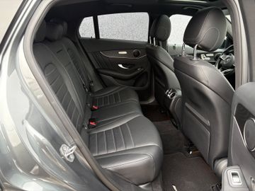 Fahrzeugabbildung Mercedes-Benz GLC 300 Coupe 4Matic AMG AHK RFK SHZ Night uvm