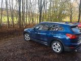 BMW X1 xDrive25d A Sport Line-nahezu Vollausstattung - BMW X1: Blau