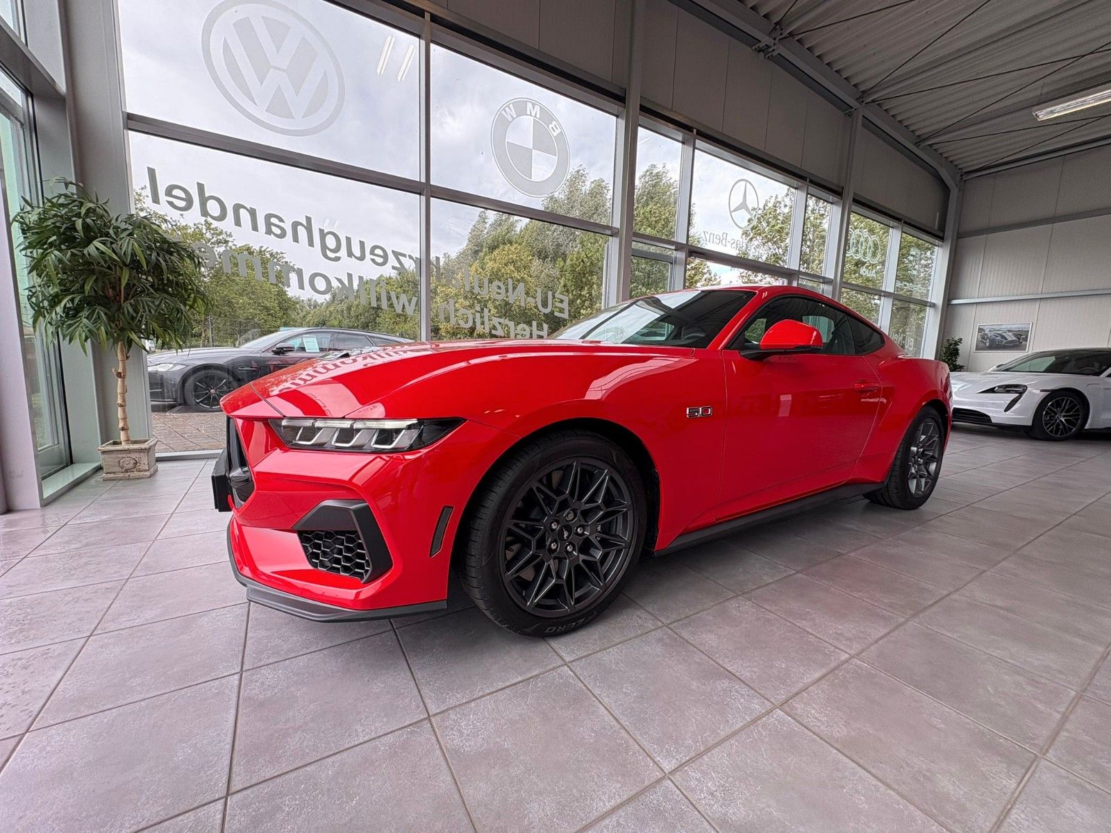 Fahrzeugabbildung Ford Mustang Fastback 5.0 Ti-VCT V8 328 GT/Sofort