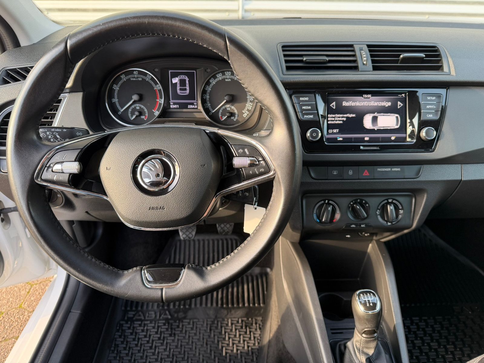 Fahrzeugabbildung SKODA Fabia Combi Ambition