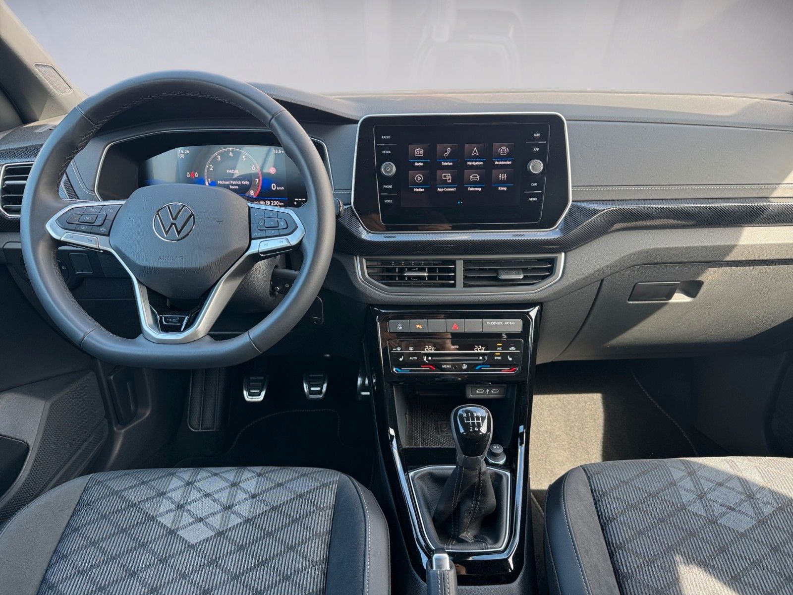 Fahrzeugabbildung Volkswagen T-Cross 1.0 TSI R-Line