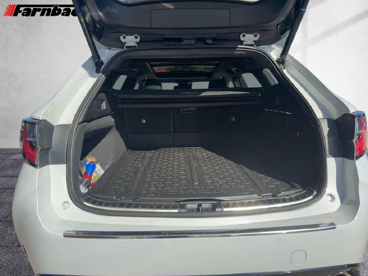 Fahrzeugabbildung Toyota Corolla TS GR Sport 2.0 *Pano+SHZ+RFK+PDC*