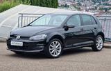 Volkswagen Golf VII*AUTOM*ALCANTARA*PDC V+H*SCHECKHEFT*SHZ - Cars in Pforzheim