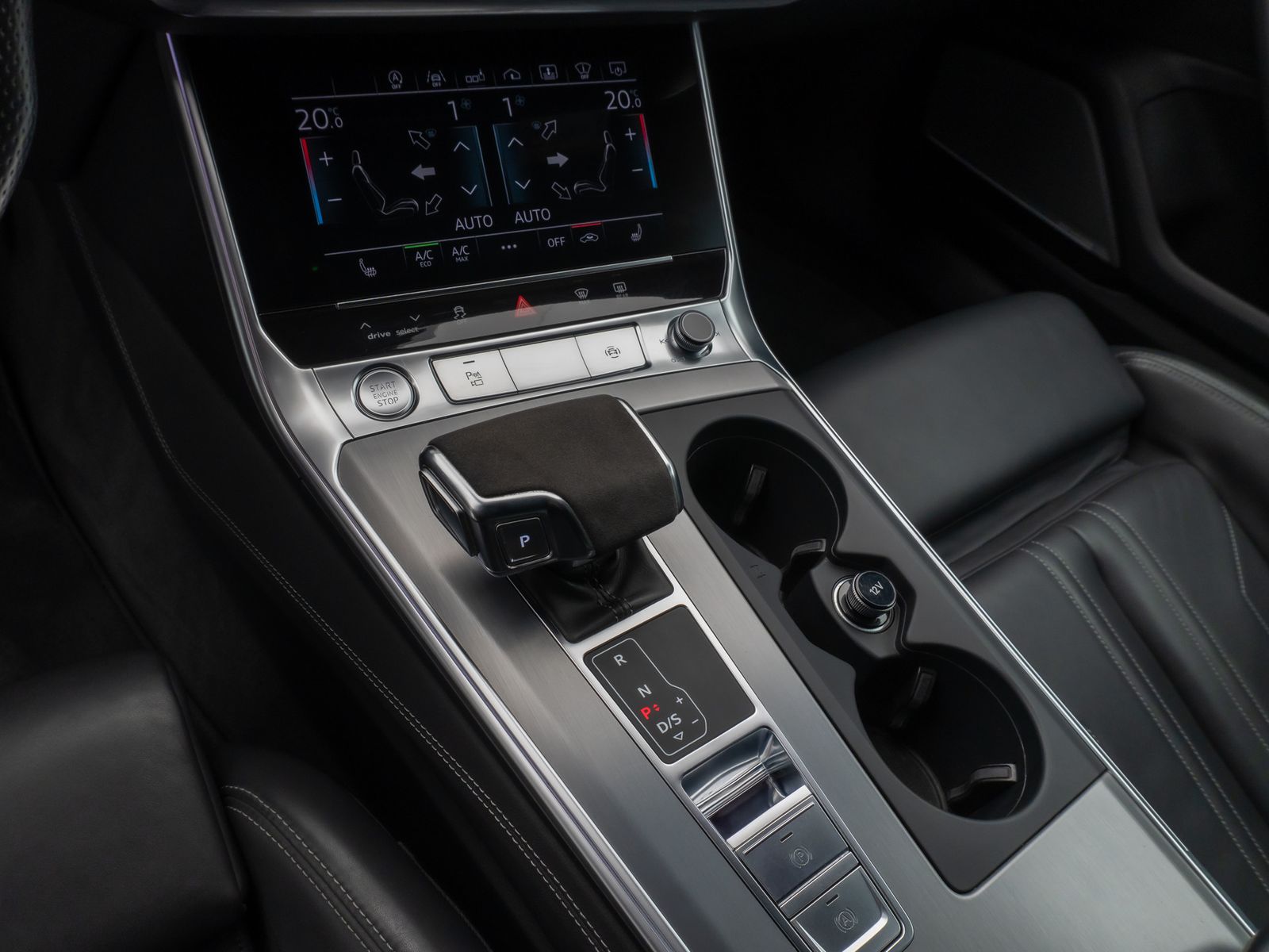 Fahrzeugabbildung Audi A6 Lim. 55 TFSI quattro S-Line + B&O SoftCl HUD