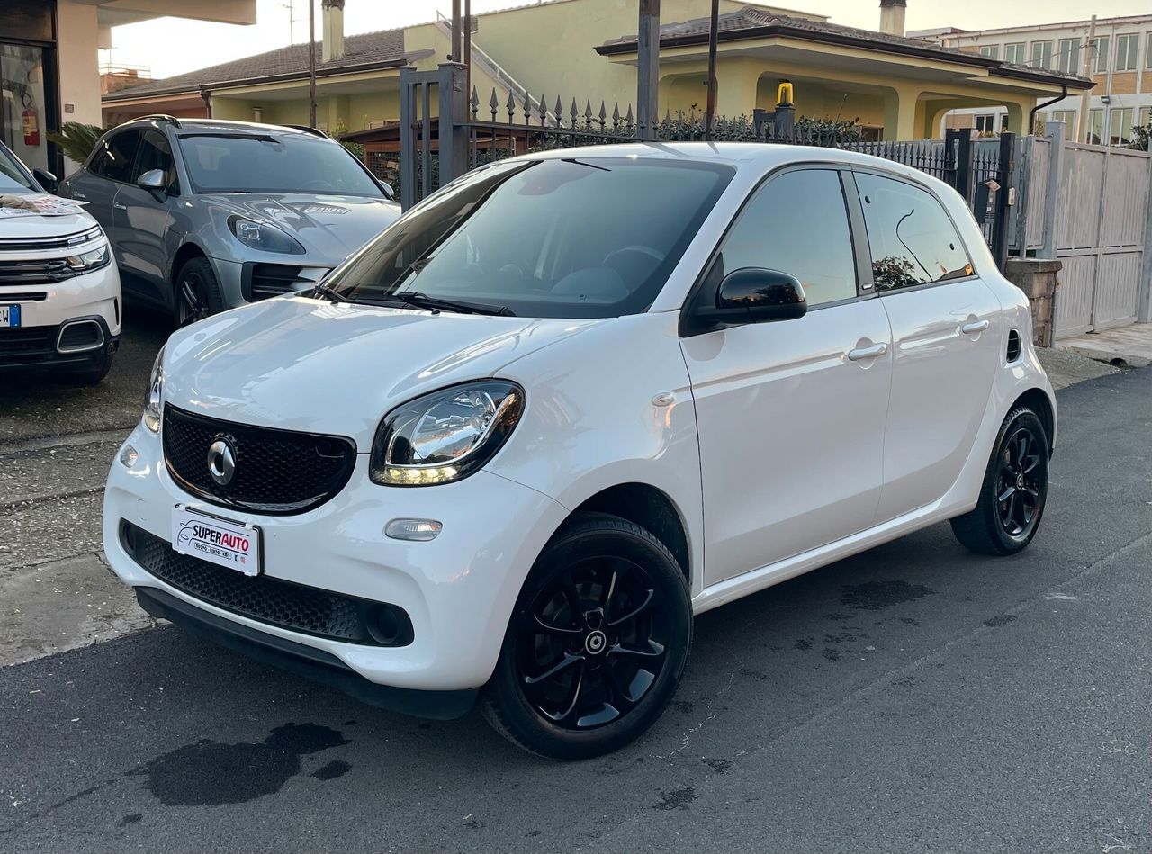 SMART ForFour