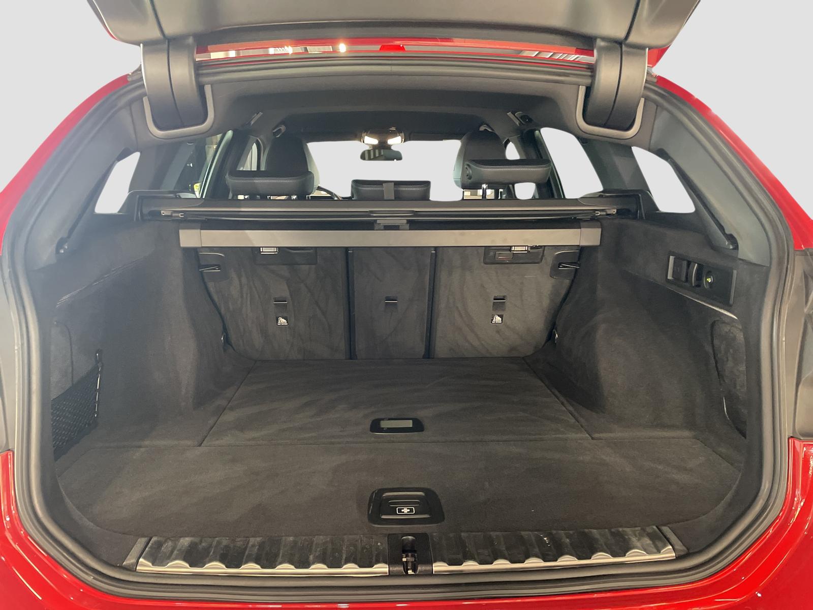 BMW 330d xDrive Touring M Sport AHK LiveCockpitProf