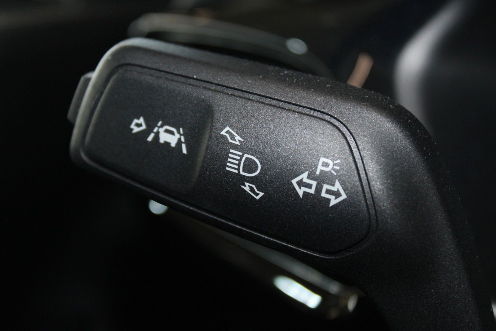 Fahrzeugabbildung Ford Fiesta Titanium 5-T KLIMA Allwetter PDC WinterP.