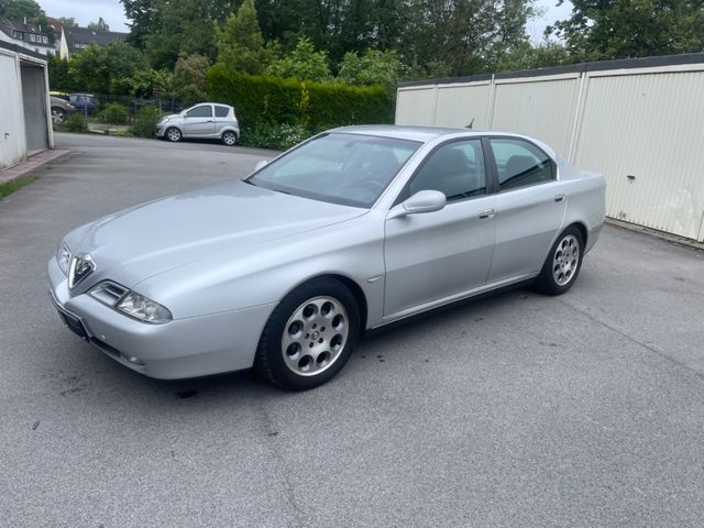 Alfa Romeo Alfa 166 3.0 V6 24V Distinctive navi Klima