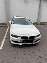 BMW 320i F30 BJ 2012 - 3er Limousine in weiß - BMW 123 Gebrauchtwagen