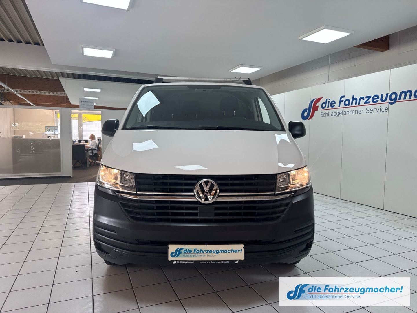 Fahrzeugabbildung Volkswagen Transporter T6.1 Kasten FWD 2.0 TDI DAB Notbrems