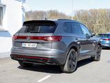 Volkswagen Touareg R 3.0 V6 TSI 4Motion eHybrid NAVI PANO A - VW Touareg Gebrauchtwagen in Bochum
