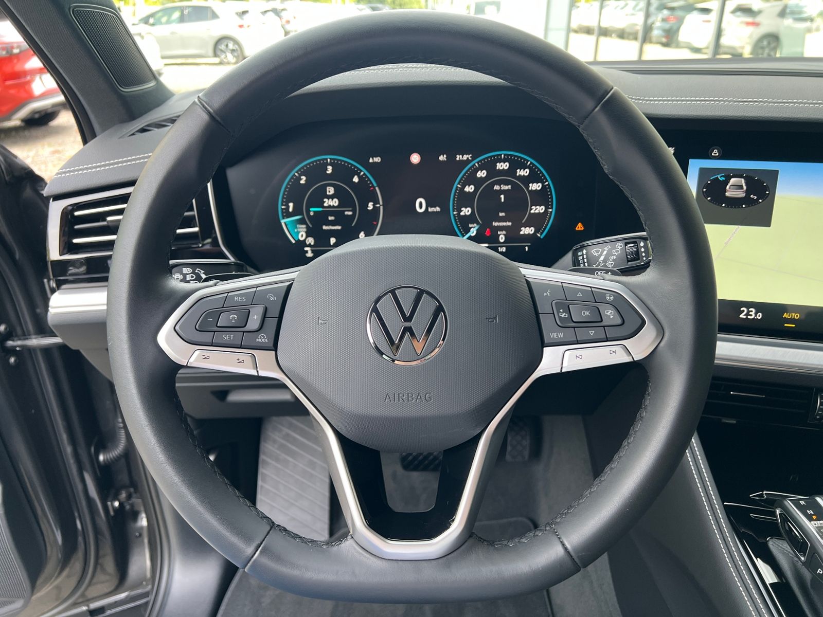 Fahrzeugabbildung Volkswagen Touareg 3.0 TDI 4MOTION *AHK, Luft, Leder, ACC,