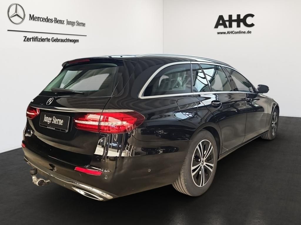 Fahrzeugabbildung Mercedes-Benz E 200 T Avantgarde ACC AHK MBUX-HighEnd Kamera