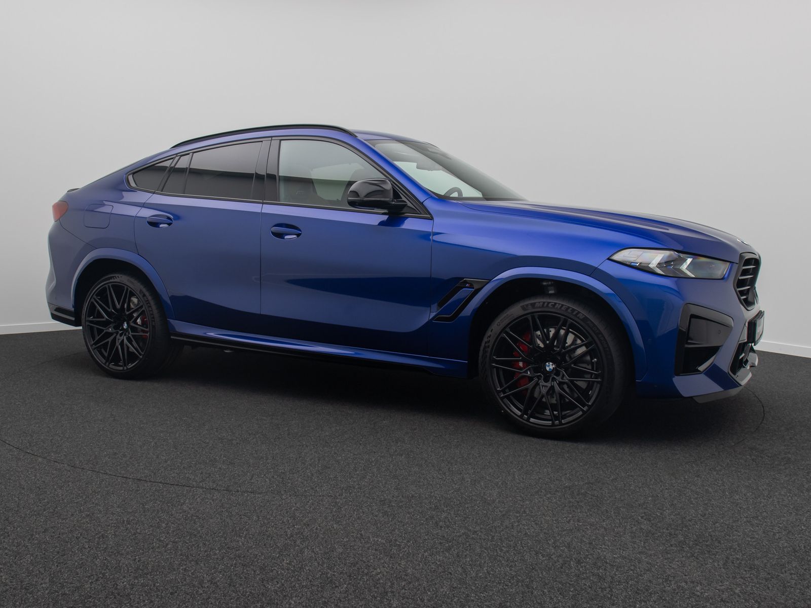 Fahrzeugabbildung BMW X6 M Competition DAB Massage 360&deg; SoftClose Voll