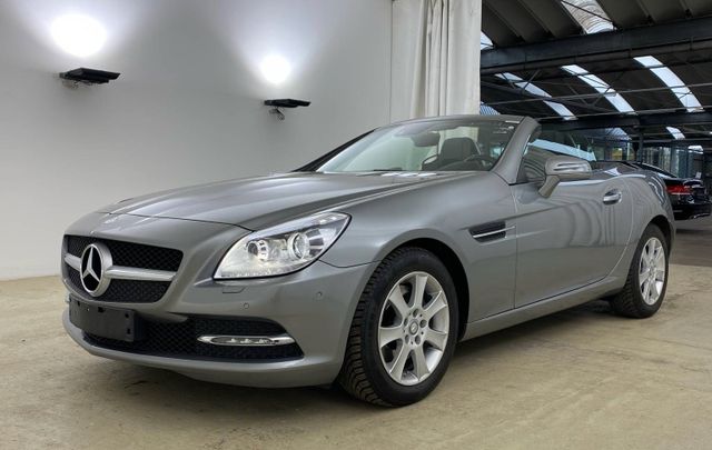 Mercedes-Benz SLK 250 Roadster BE|7G-TRONIC|PANORAMA|AIRSCARF