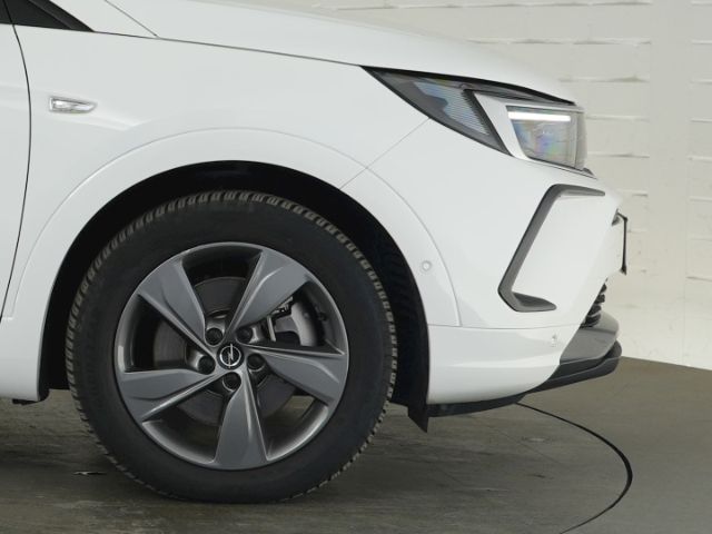 Grandland GSe PHEV 4X4 AUTOMATIK+AHK+NAVI+360 GR
