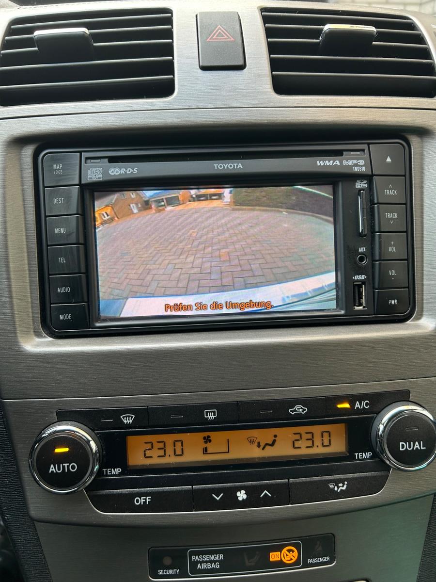 Toyota Avensis 2011 — photo 15