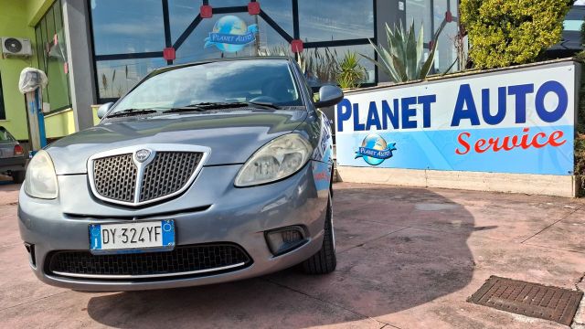 Lancia Ypsilon 1.4 Argento Ecochic GPL -PER NEOP