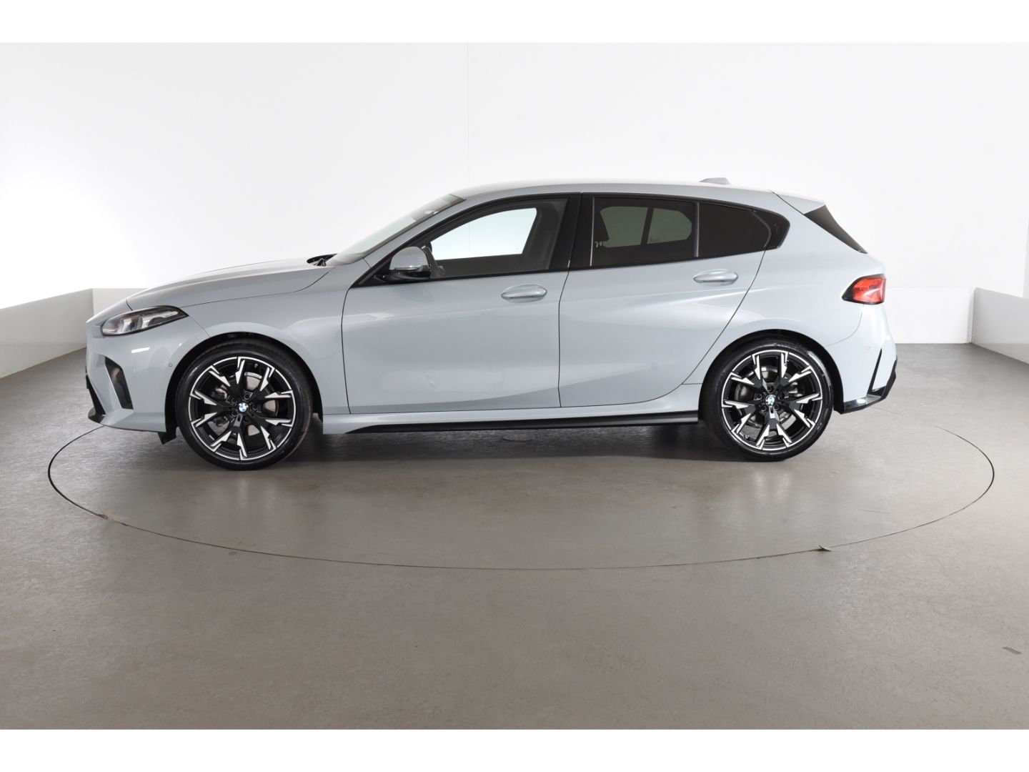 BMW 120 d M Sport Driving Assistant Plus harman kard foto 3