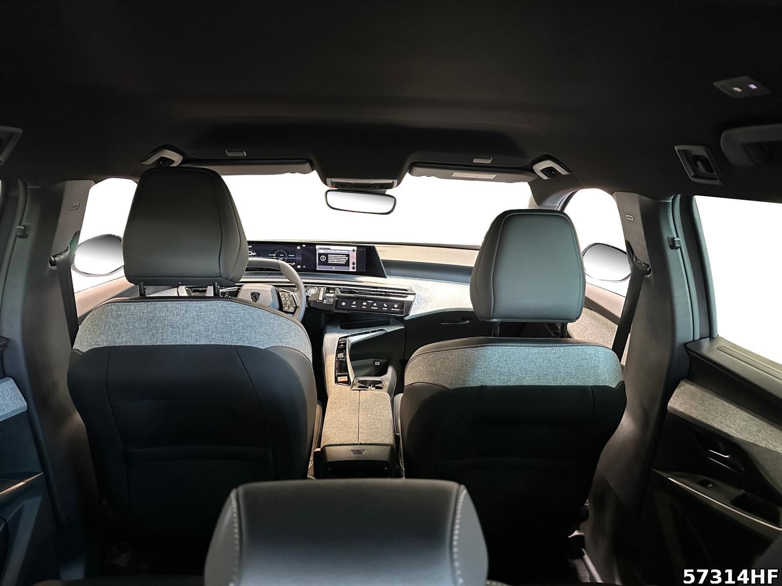 Fahrzeugabbildung Peugeot 5008 Allure Business HYBRID 145 e-DSC6